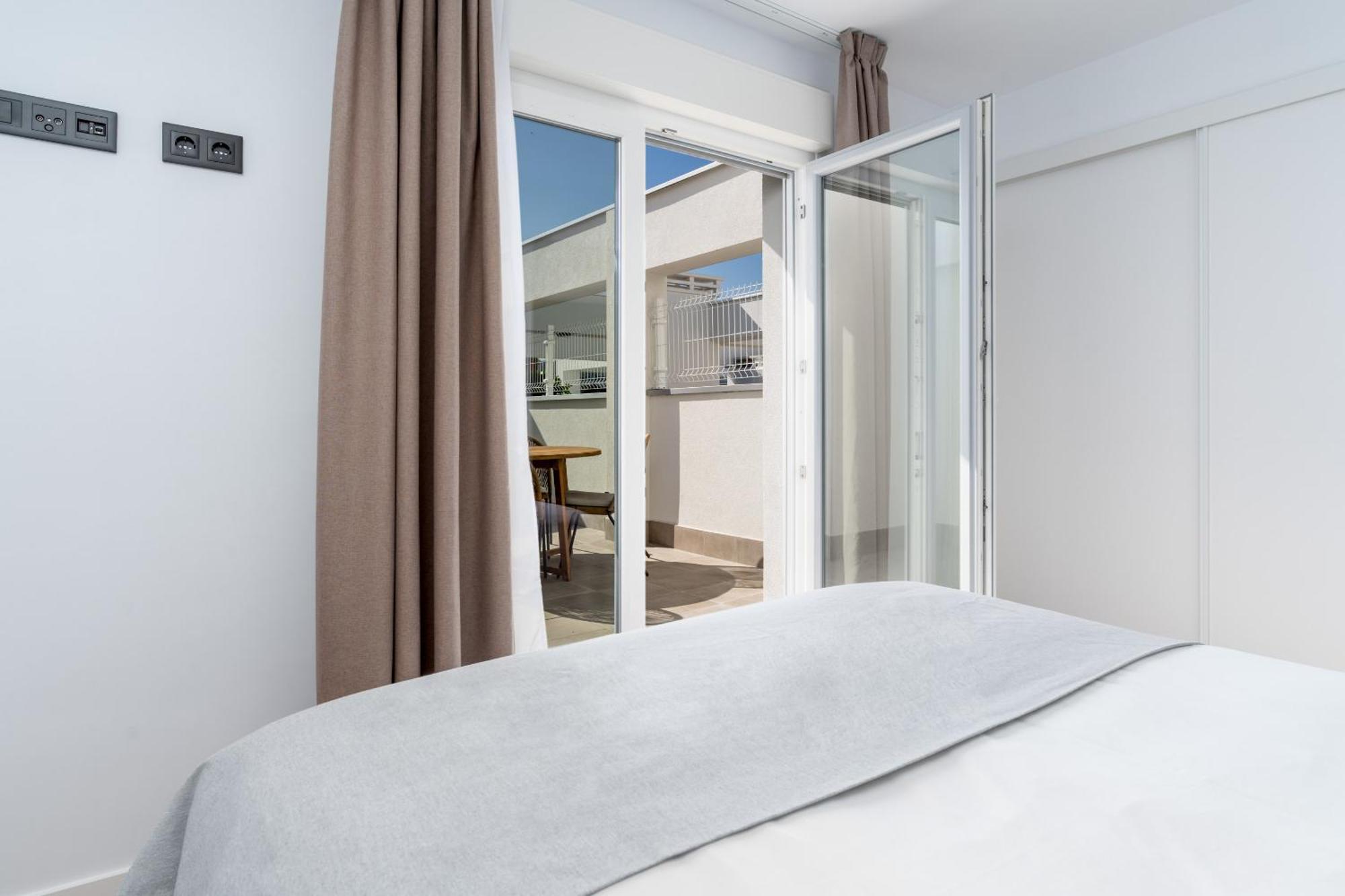 Limehome Oviedo Calle Postigo Bajo Room photo