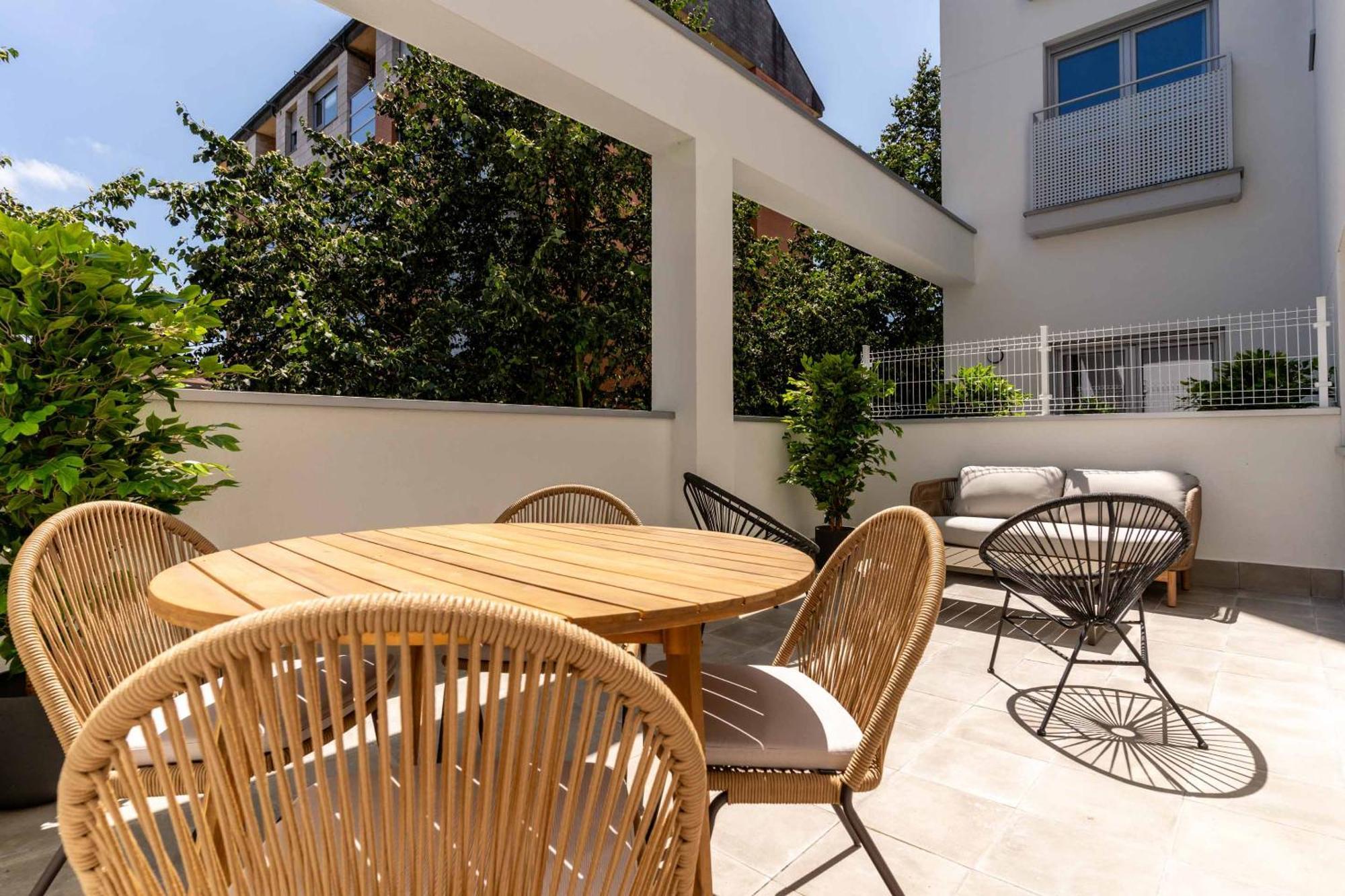 Limehome Oviedo Calle Postigo Bajo Exterior photo