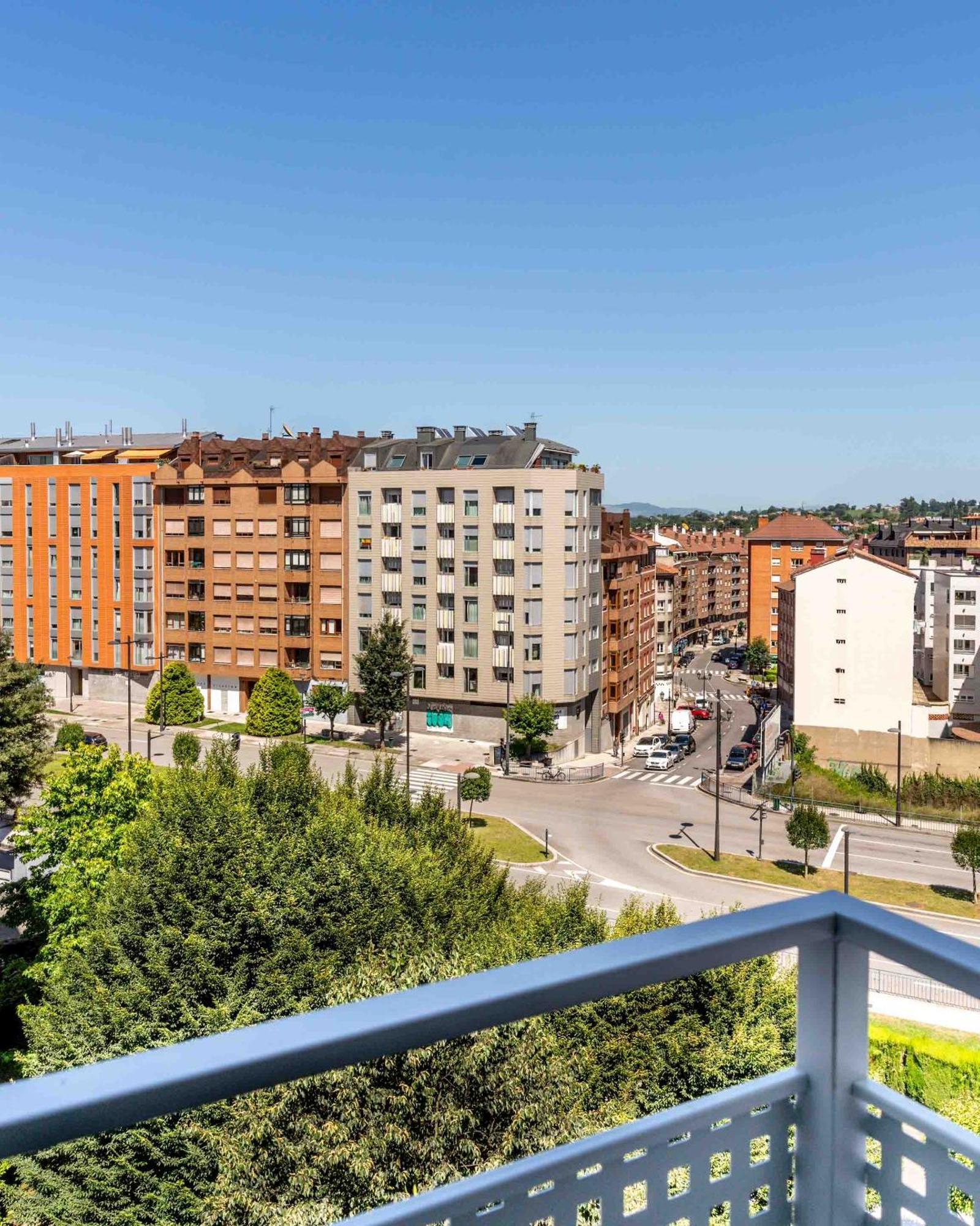 Limehome Oviedo Calle Postigo Bajo Exterior photo